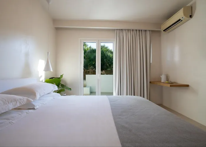 Akrogiali Beach Hotel Apartments
