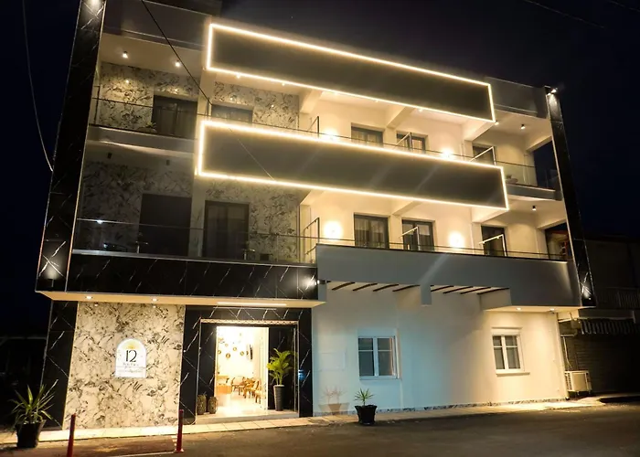Hotel12