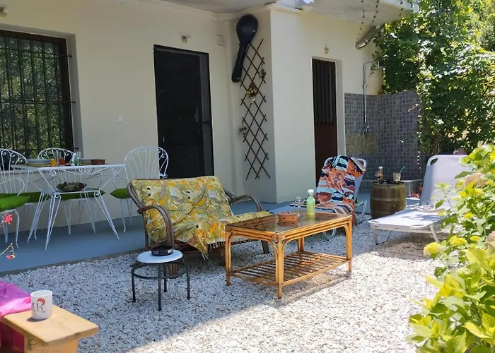 Stomio 4 Seasons Relaxing Apartment