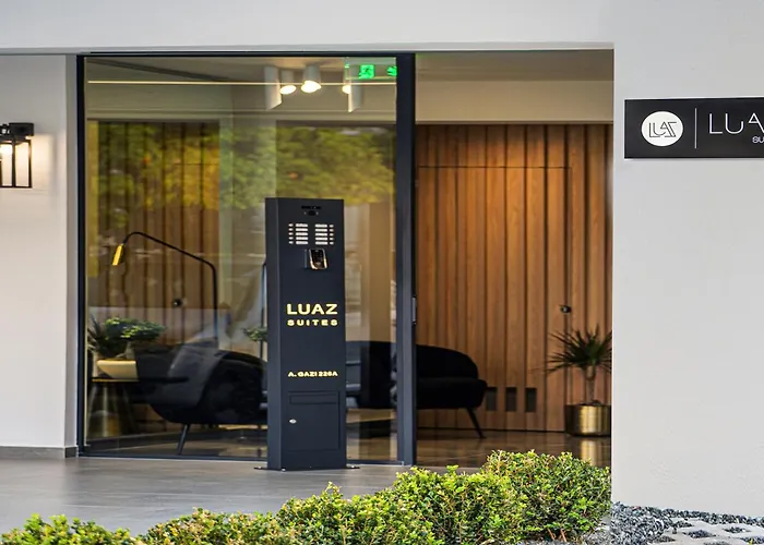 Luaz Suites
