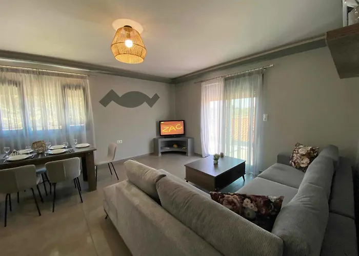 Stavros Luxury Apartment