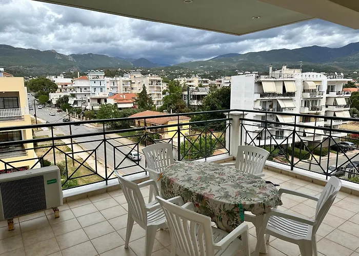 Beautiful Apartment Near The Beach
