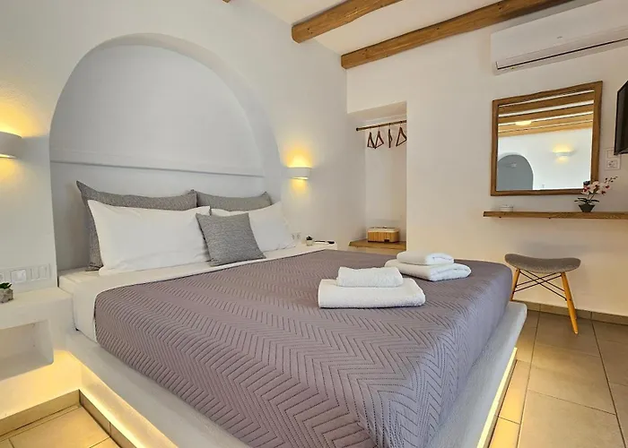Polychronis Private Suite