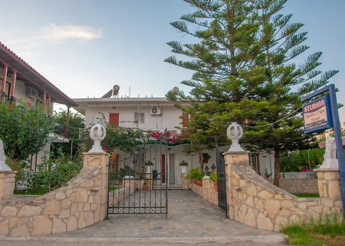Avouris Studios