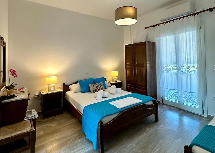 Angeliki\'S Studios Paros