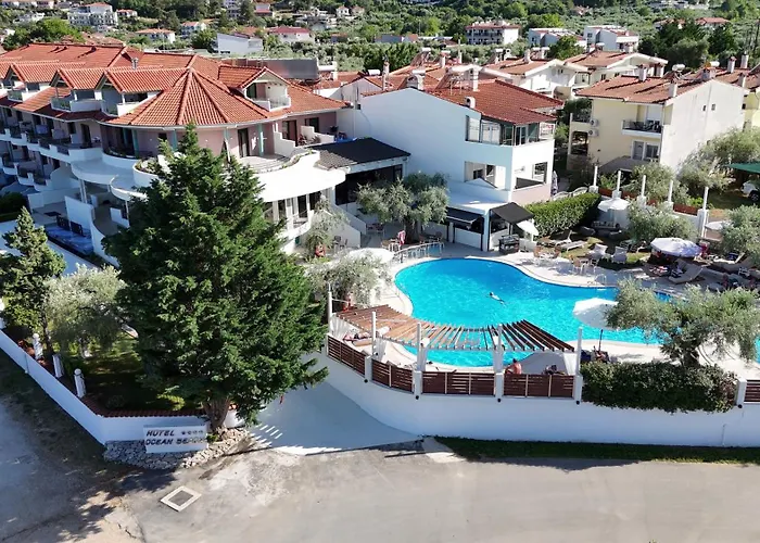 Ocean Beach Hotel