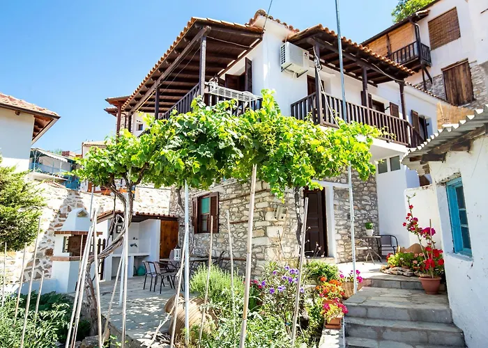 Cozy Traditional House In Thassos, Kallirachi