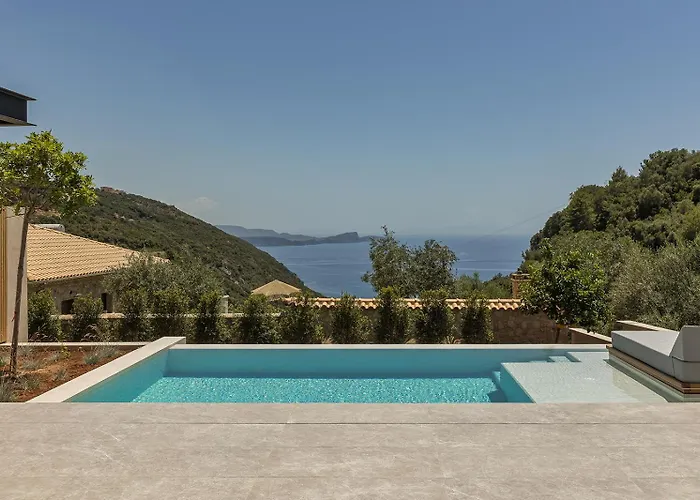 Monalia Suites