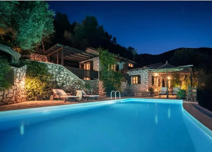 Arriva Villas