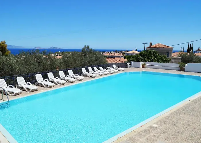Island House In Spetses With Magic View