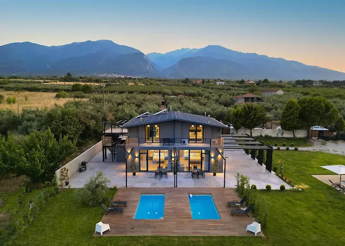 Olive All-Seasons Suites, Panel Hospitality Homes & Villas