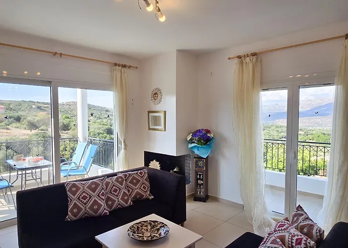 Lakithra Apartments