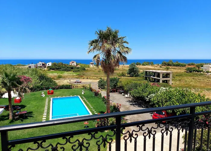 Socrate\'S Apartment\'S With Share Pool