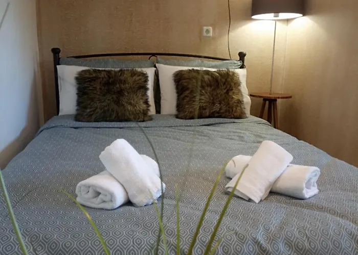 Akon Nafplio Room