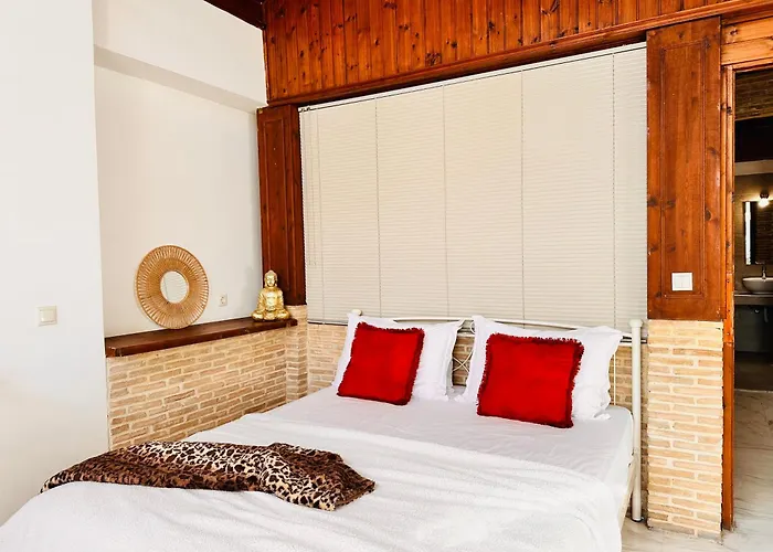 Dolce Vita Apartments - Spacious Renovated Apartments With Unique Decor Perfect For 4 In Laganas Ideal For Fun And Relaxation