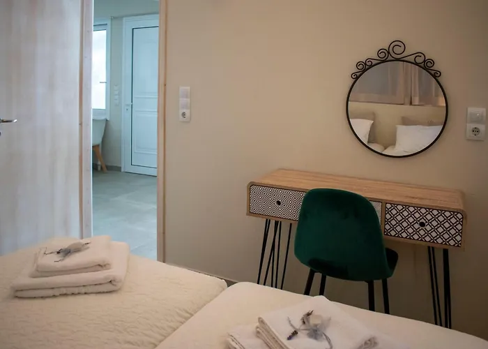 Voukelari Rooms