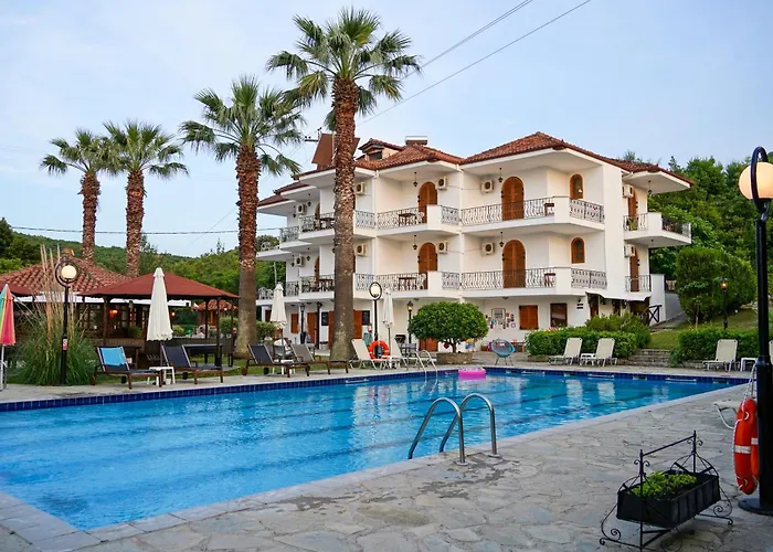 Irida Rooms \'N\' Pool