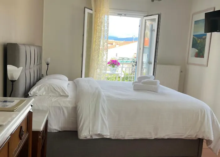 Mira Mare Hotel, Galaxidi