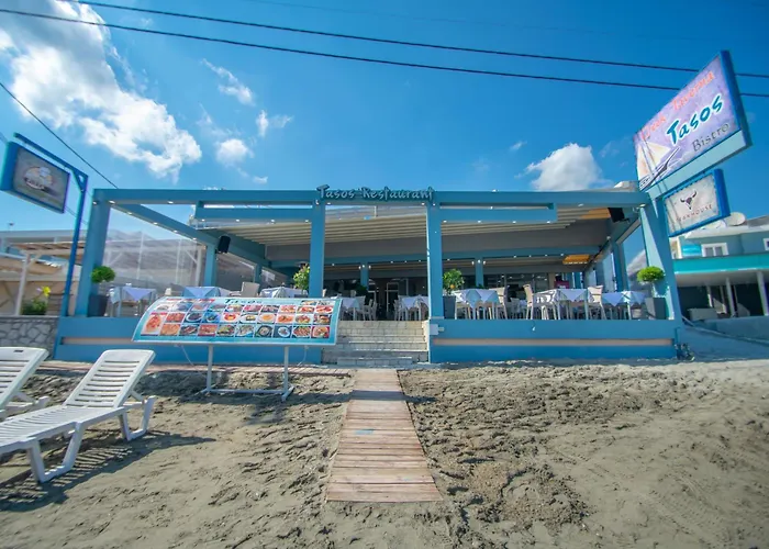 Aktypis Beachfront Studios By \