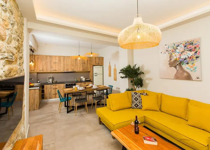 Ekaterini Luxury House
