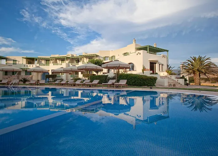 Finikas Hotel