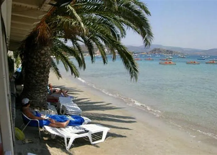 Aris Hotel