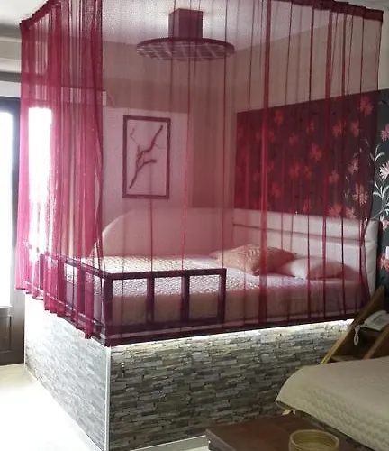 Takis Hotel Apartments