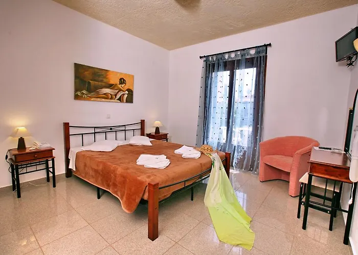 Hotel Pela