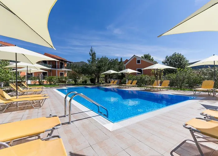 Peristera Apartments