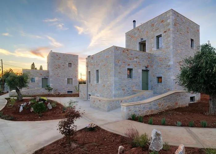 Nikoloudi Estate
