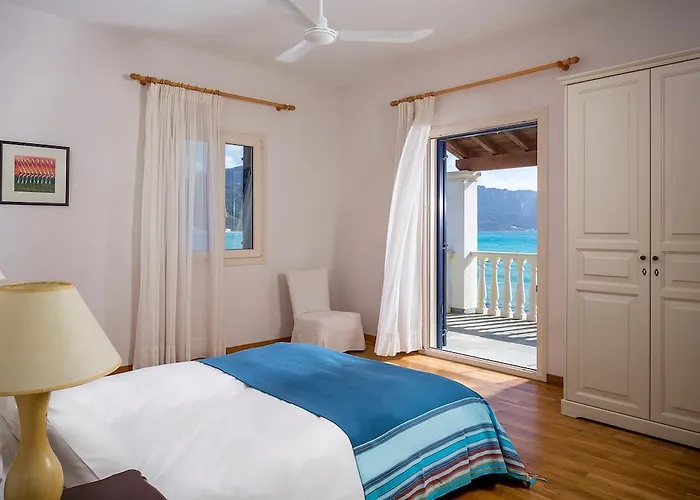 Cosmos Beach House