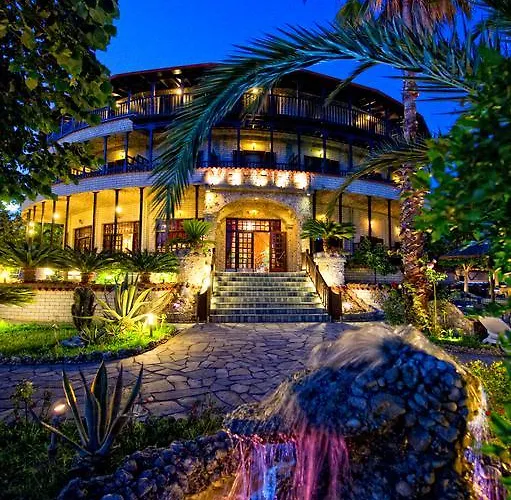 Nepheli Hotel