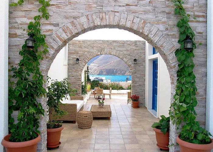 Karkisia Hotel