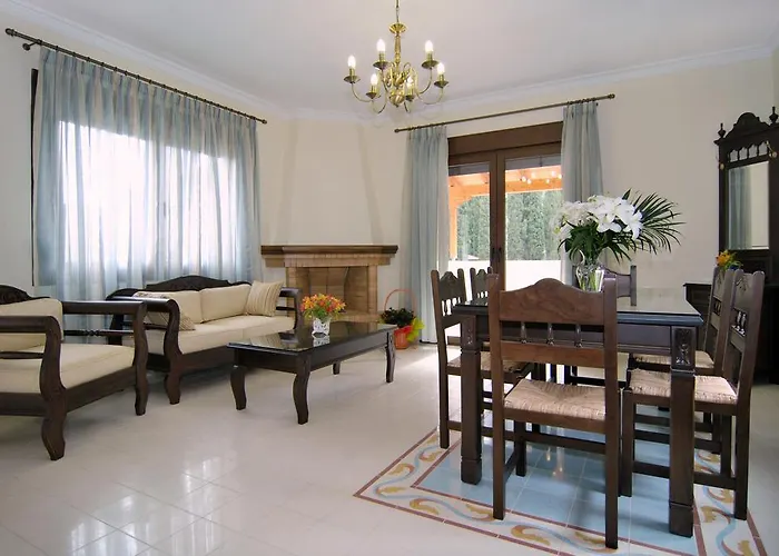 Kerveli Luxury Villa