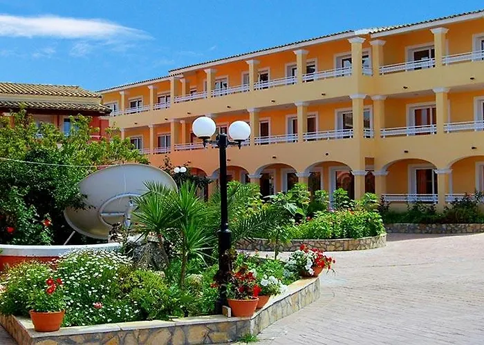 Luisa Aparthotel