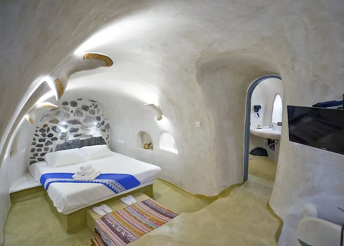Αura Cave
