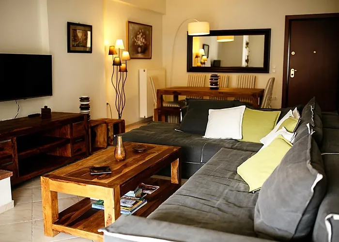 Glyfada Family Apartment