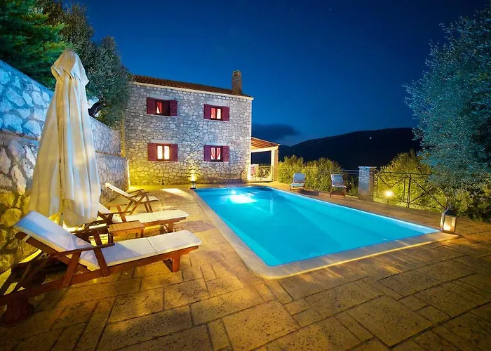Pilikas Luxury Villas