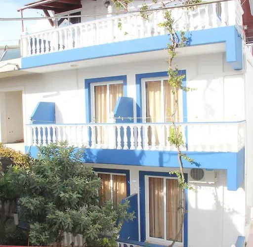 Nikos Studios Meltemi Family Suite Penthouse