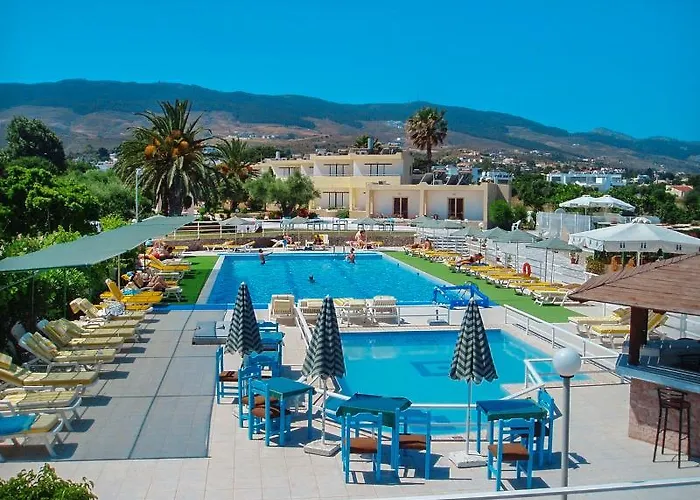 Niriides Beach Hotel