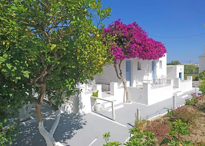 Klironomos Apartments Logaras