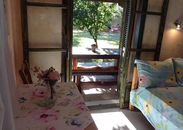 Mairi Lina Studios