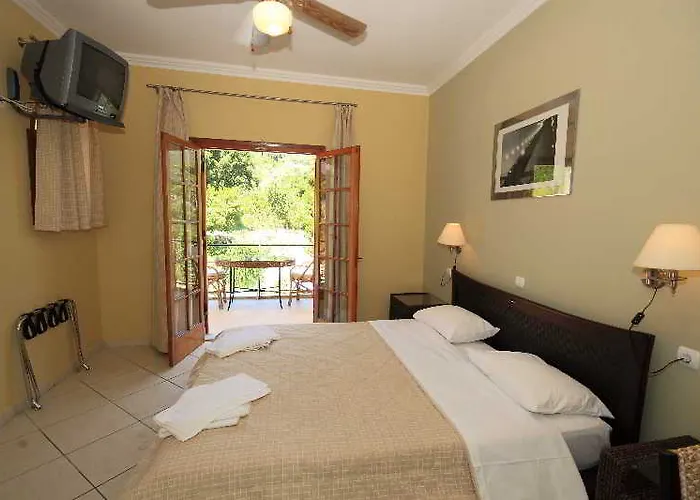 Bella Vista Hotel And Apartments