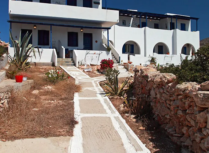 Donoussa Rooms