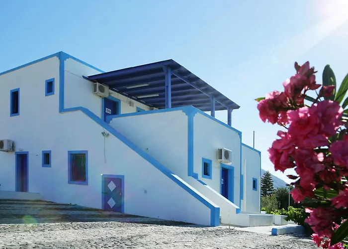 Studios Apartments Kapetanios