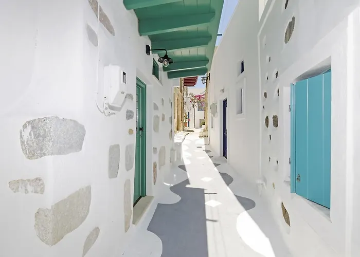Tholos Deluxe House