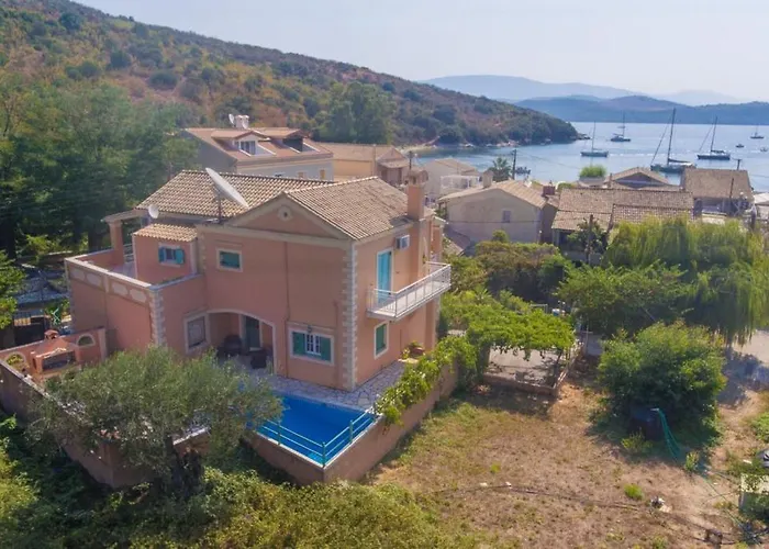 Lavranos House