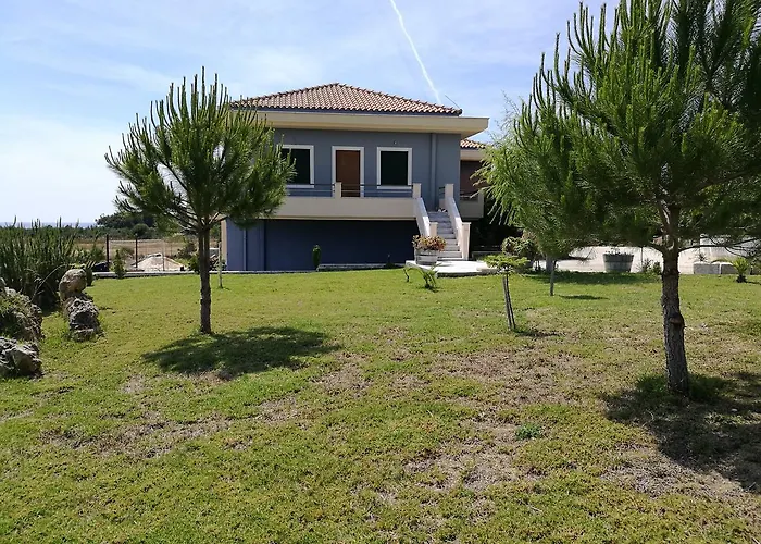 Alekos Beach Houses-Angelo