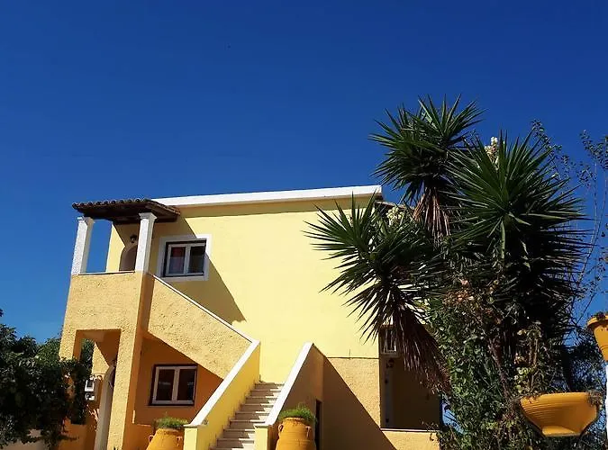 Chrysanthi Melitsa Apts.