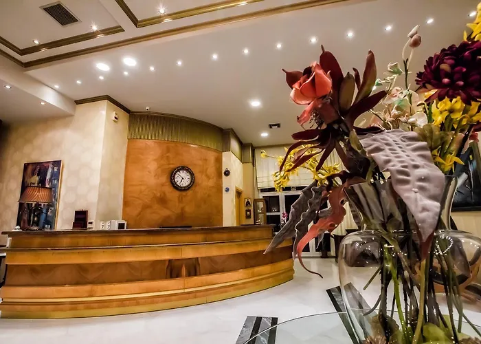 Kouros Hotel